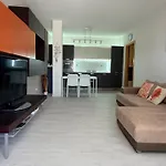 Smeraldo Family 18 Apartment *