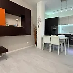 Smeraldo Family 18 Apartment