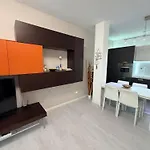 Smeraldo Family 18 Apartment *