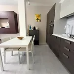 Smeraldo Family 18 Apartment *