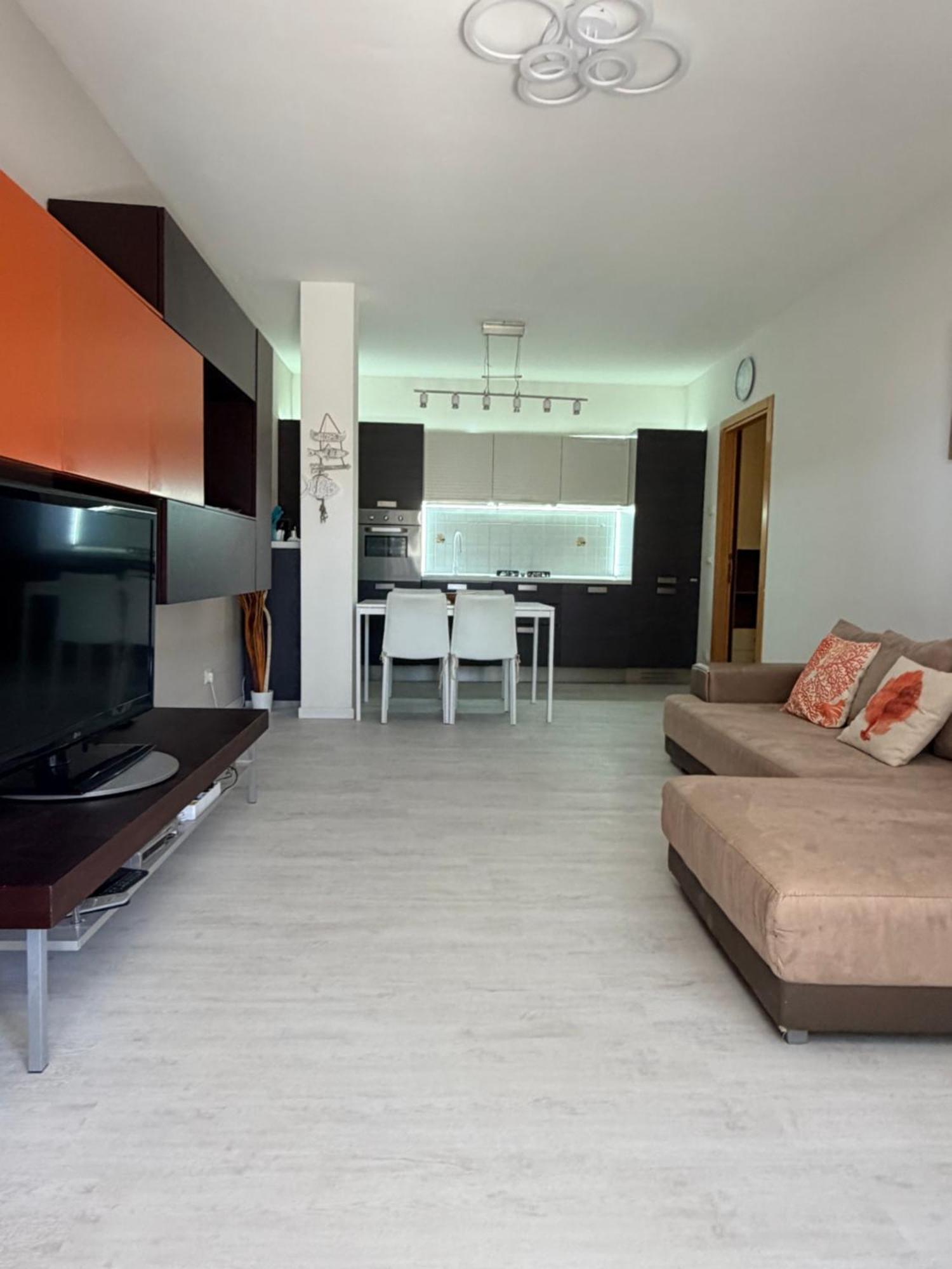 Smeraldo Family 18 Apartment *